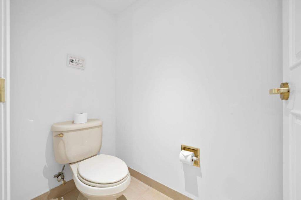 Stylish 2Br 3Ba Cozysuites On The Boardwalk Atlantic City Exterior photo